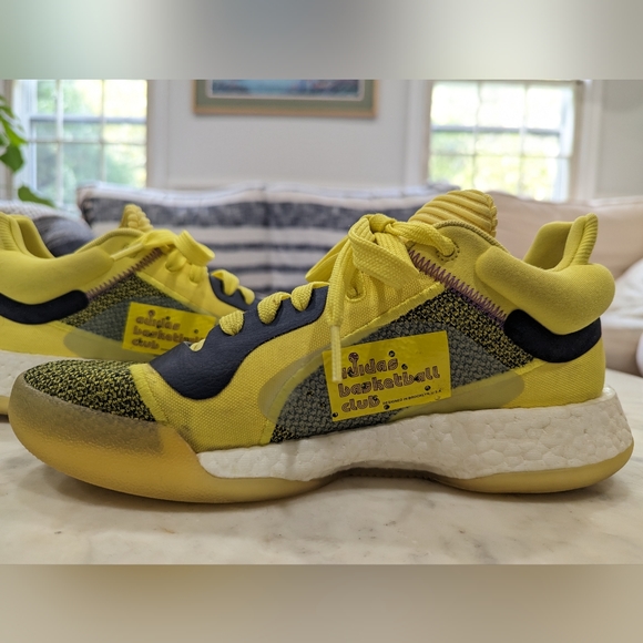Adidas Marquee Boost Low Basketball Shoes Men 7 - Picture 6 of 8